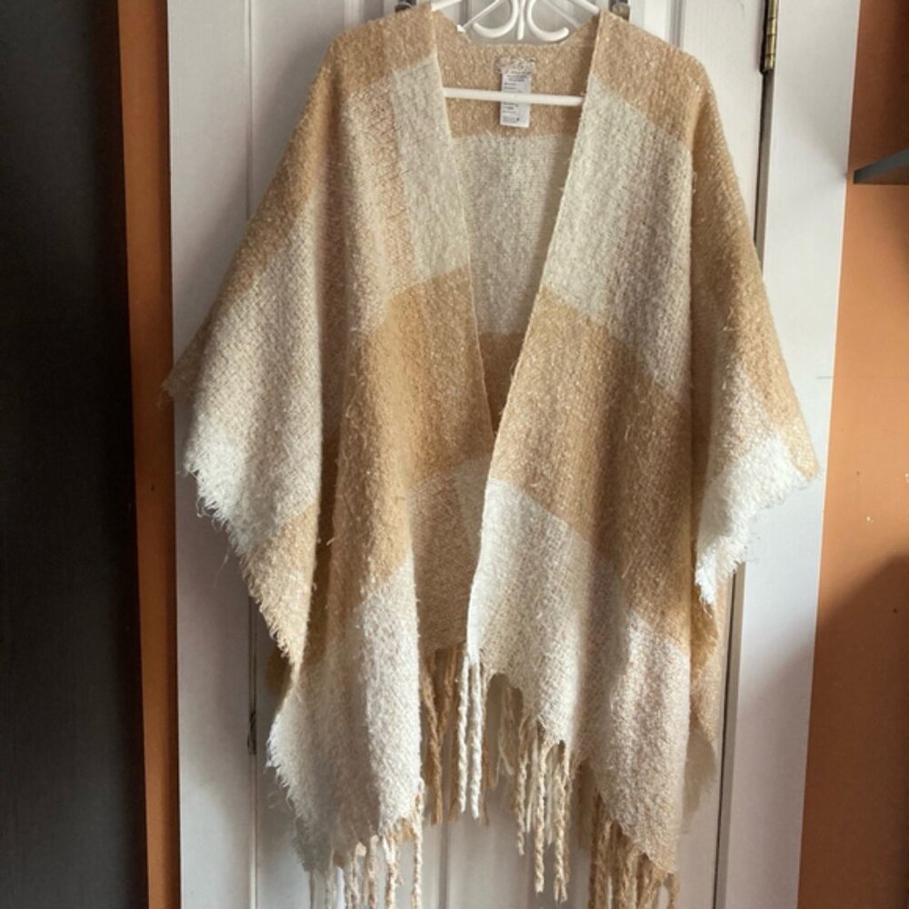 Women's Free People Beige  White One Size poncho shoulder sweater